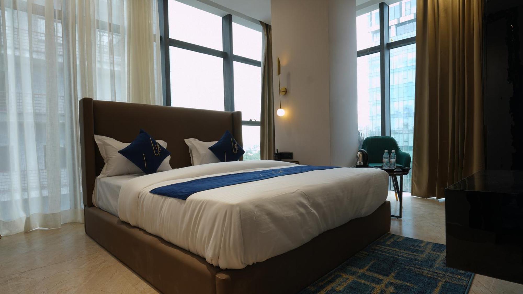 Aquila Grand Suites - Noida Sector 136 外观 照片