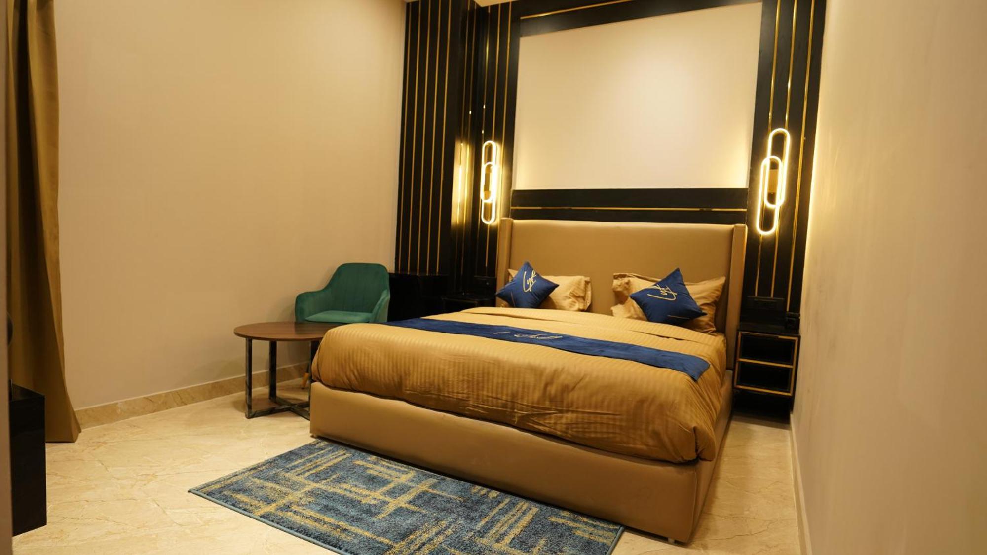 Aquila Grand Suites - Noida Sector 136 外观 照片