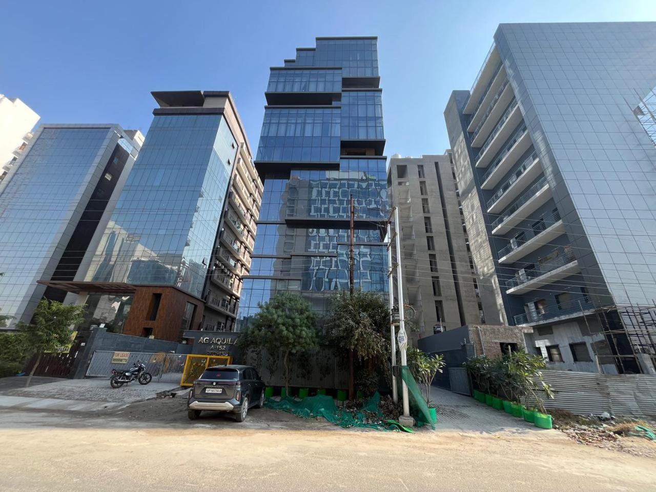 Aquila Grand Suites - Noida Sector 136 外观 照片